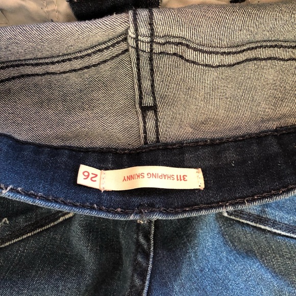 Levi Skinny Jeans Size 26/25 - Picture 2 of 4